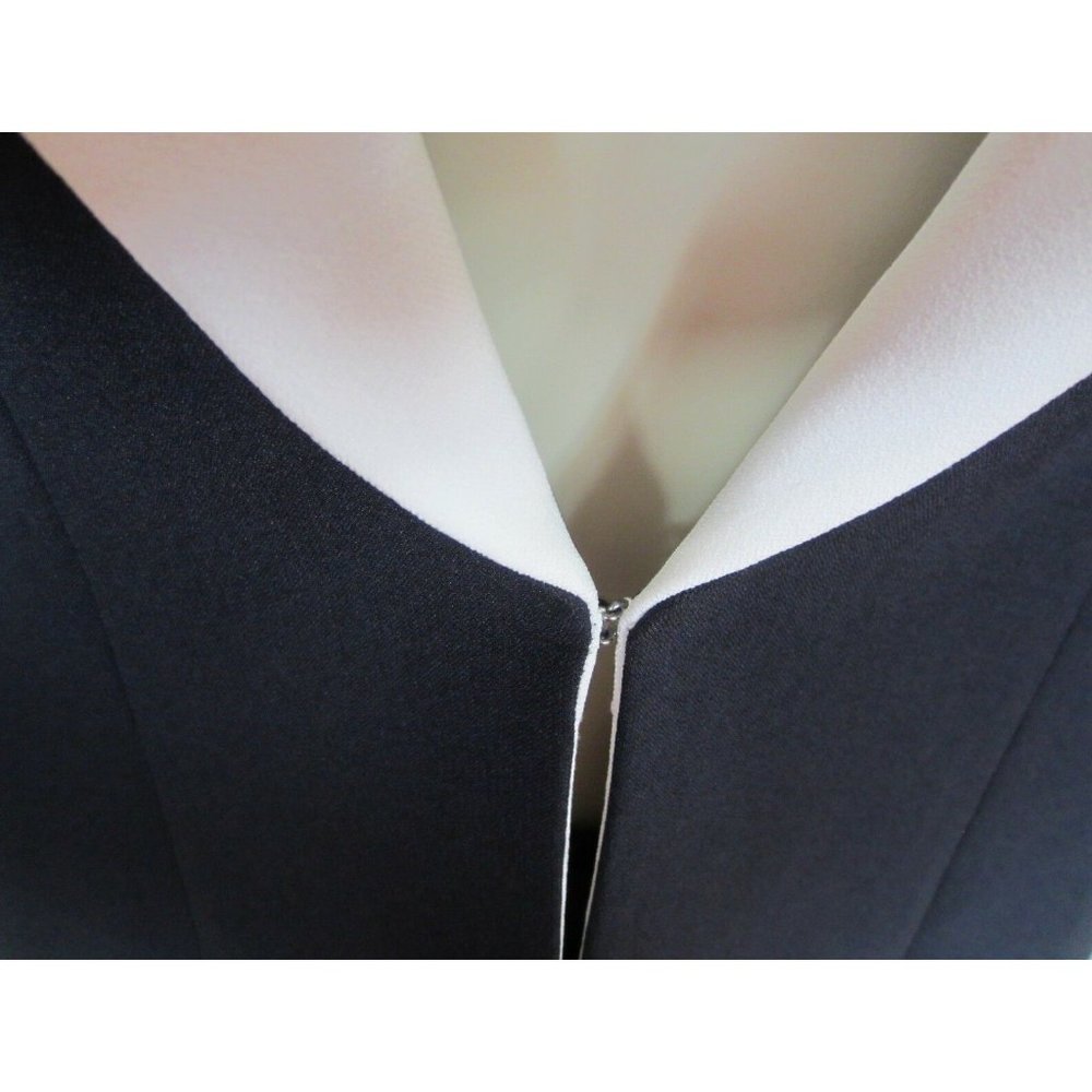 Tahari Women's Pantsuit Navy/White, size 2 - Picture 5 of 11